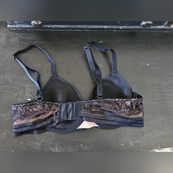 Adore Me Women's Amellia Contour Demi Bra Jet Black Size 32A - Picture 4 of 7